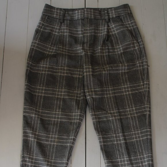 Banana Republic Pleated High Waist Grey Plaid Trousers - Picture 3 of 10